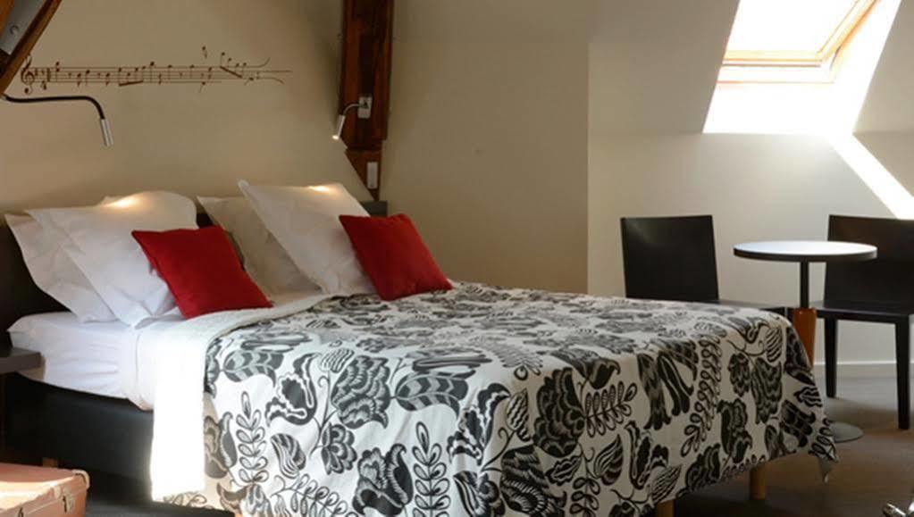 Hotel D'Alcantara Турне Екстер'єр фото