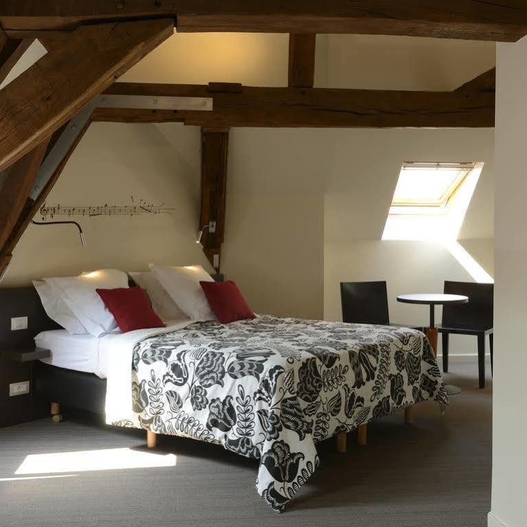Hotel D'Alcantara Турне Екстер'єр фото