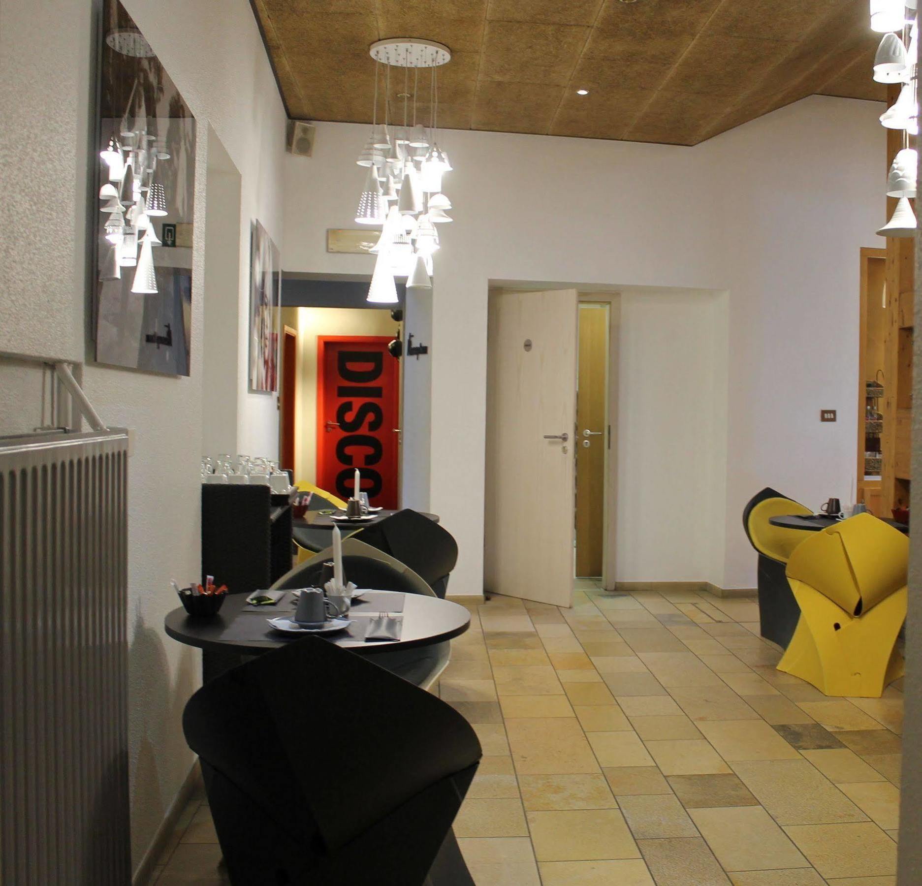 Hotel D'Alcantara Турне Екстер'єр фото